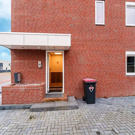 Beautiful Near Recreational Facility Ferienhaus Landgraaf