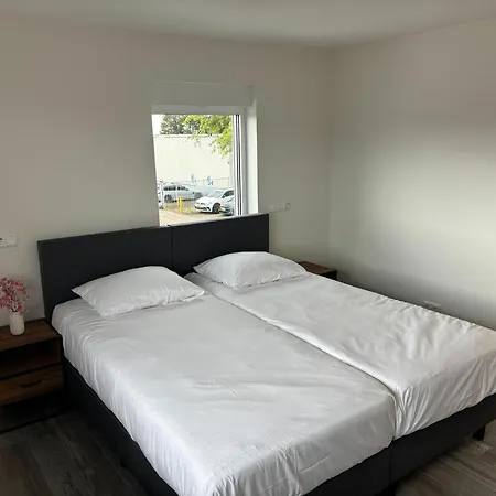 Beautiful Near Recreational Facility Ferienhaus *