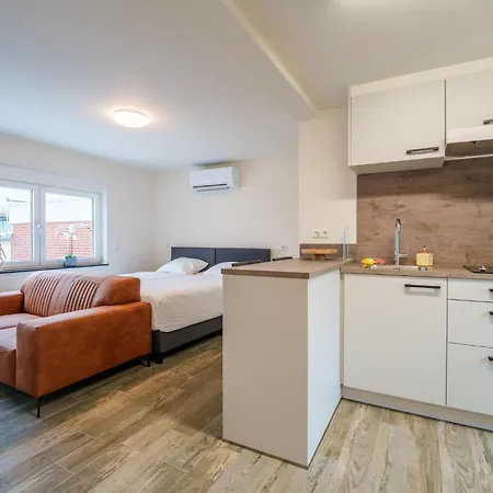 Dom wakacyjny Beautiful Near Recreational Facility