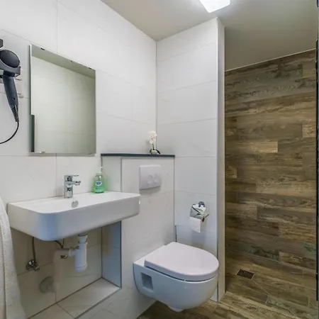 Semesterbostad Beautiful Near Recreational Facility *