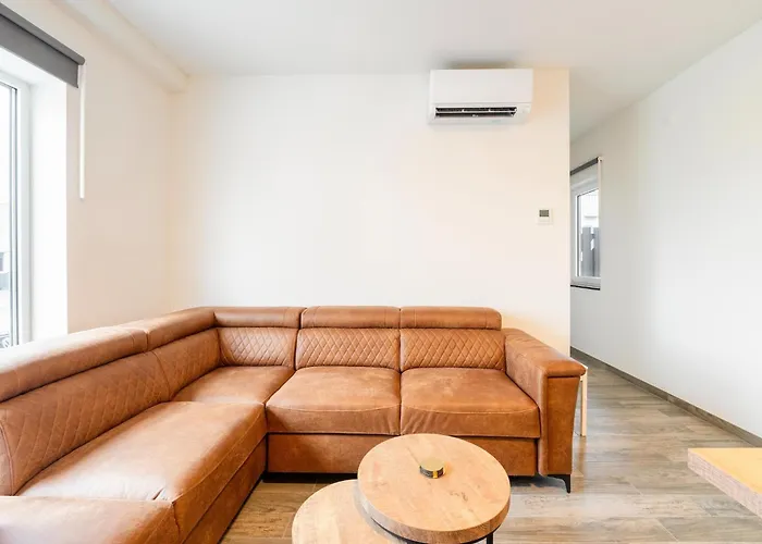 بيت للعطل Beautiful Near Recreational Facility *