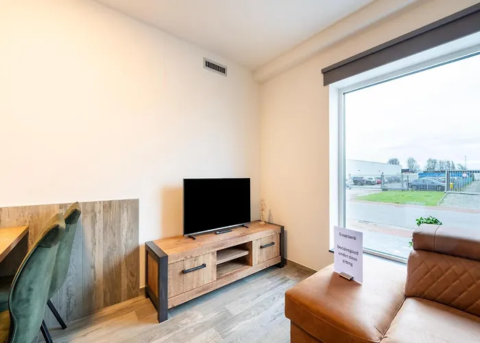 Beautiful Near Recreational Facility *