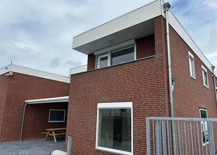 Beautiful Near Recreational Facility Vakantiehuis *