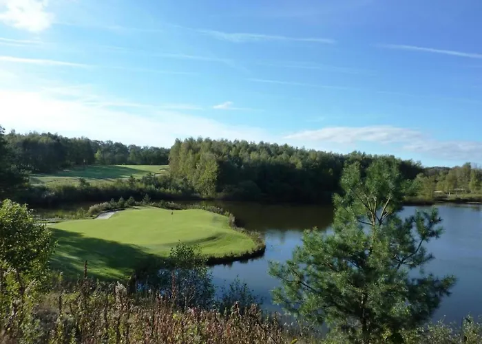 Beautiful Near Recreational Facility Vakantiehuis