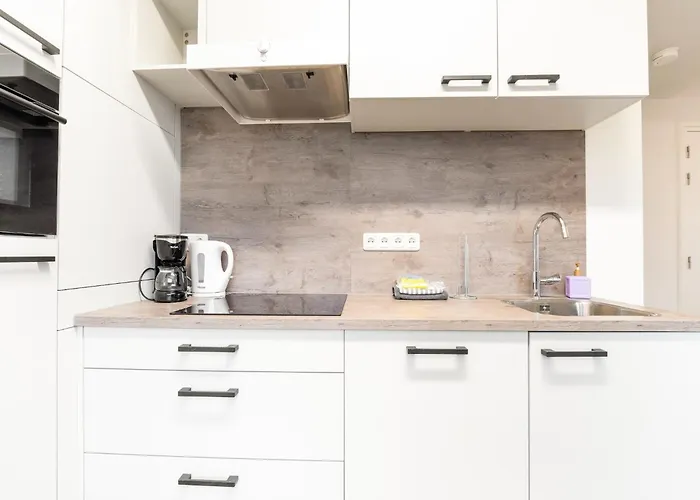 Beautiful Near Recreational Facility بيت للعطل