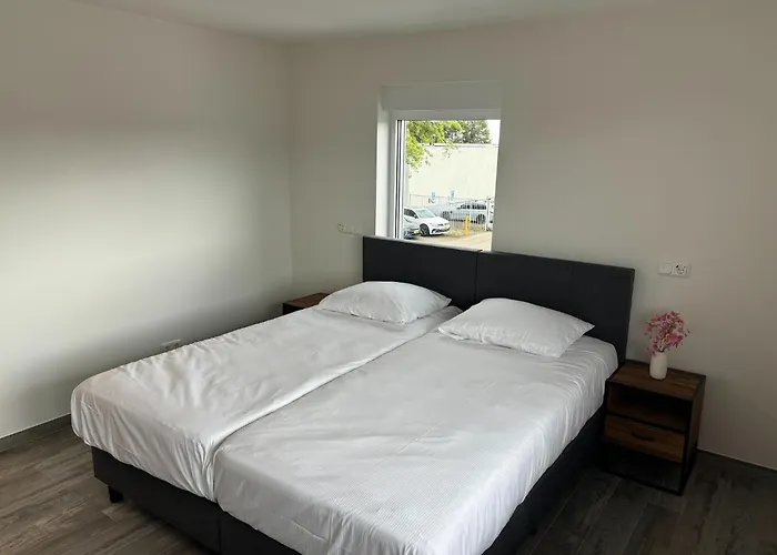 Beautiful Near Recreational Facility بيت للعطل لاندخاف