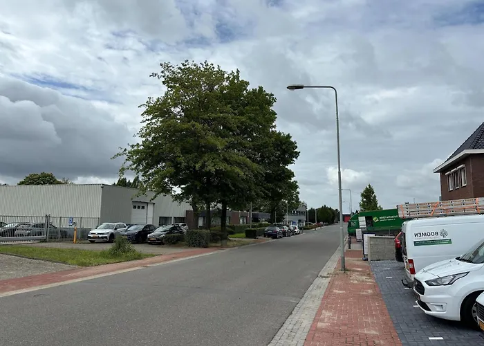 Vakantiehuis Beautiful Near Recreational Facility *